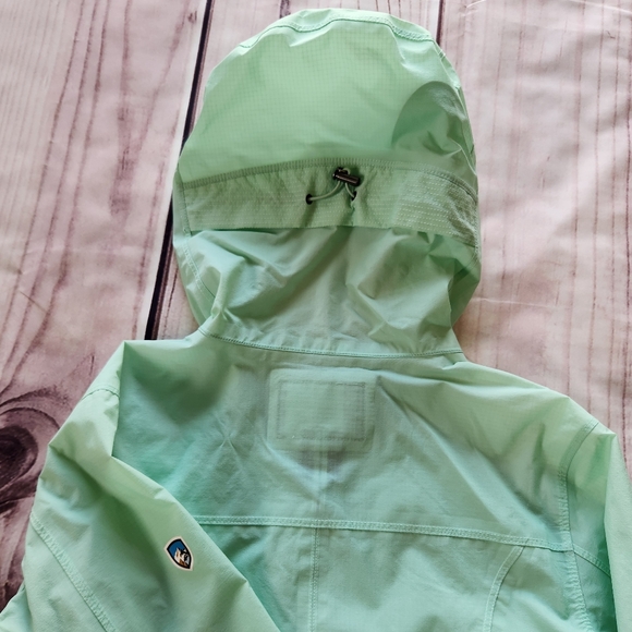 **SOLD** Kuhl Projekt "Jetstream" Packable Rain Jacket Seafoam Green, Size S - Picture 4 of 8